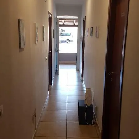 Πανσιόν Etna Parking 3*