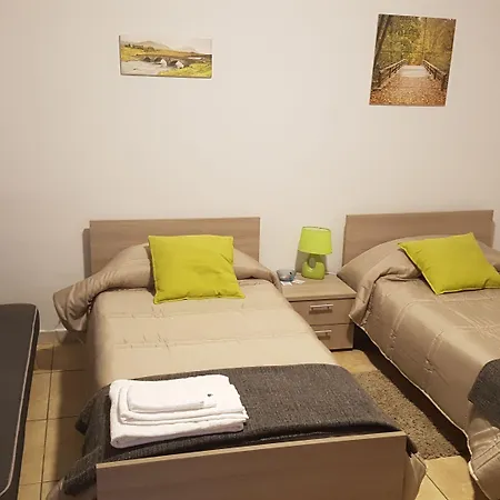 Etna Parking Penzion 3*