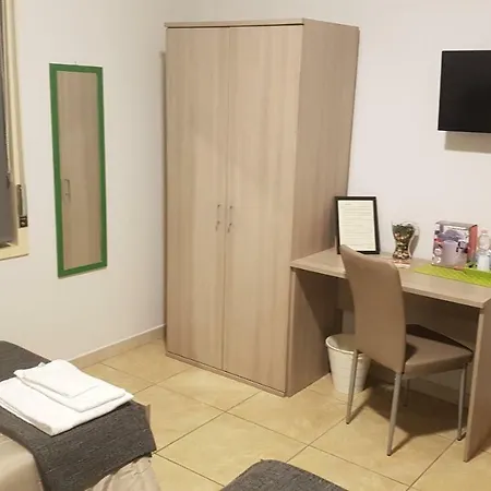 Penzion Etna Parking Katánie