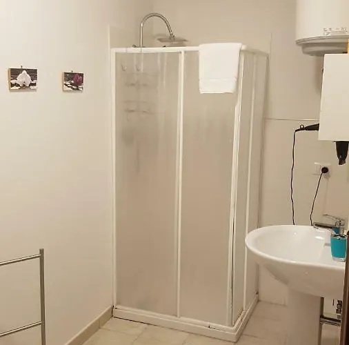 Etna Parking Affittacamere 3*